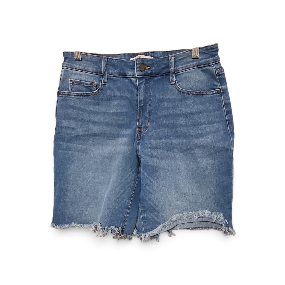 Nine West High Rise Bermuda Denim Shorts Medium Wash Frayed Hem Size 6 0534